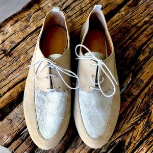 UGG leather loafers Sz 9